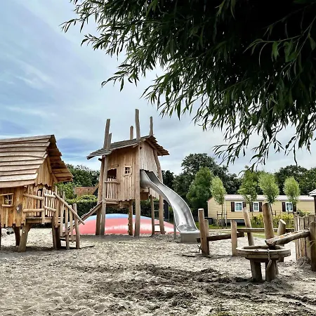 Pet-friendly Coastal *